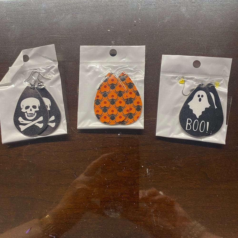 Halloween Themed Earrings Set